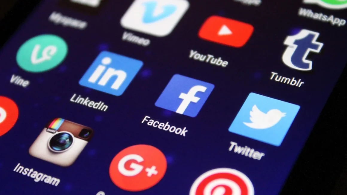 Como Ganhar Dinheiro em Redes Sociais: Dicas Práticas e Eficazes