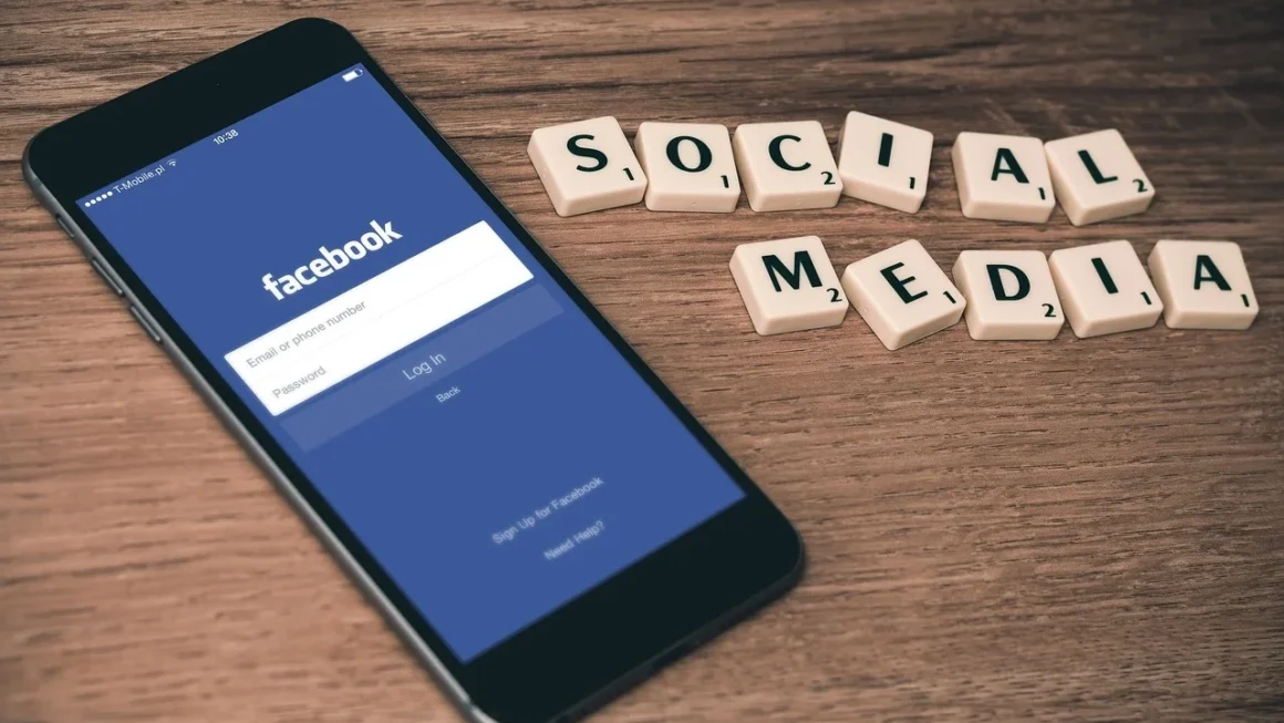 como ganhar dinheiro com facebook